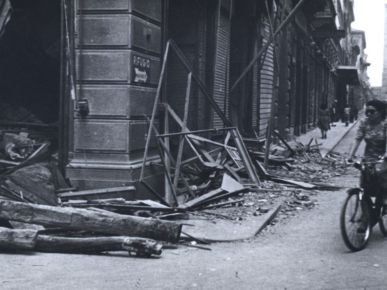 FONDO BOLOGNA BOMBARDATA